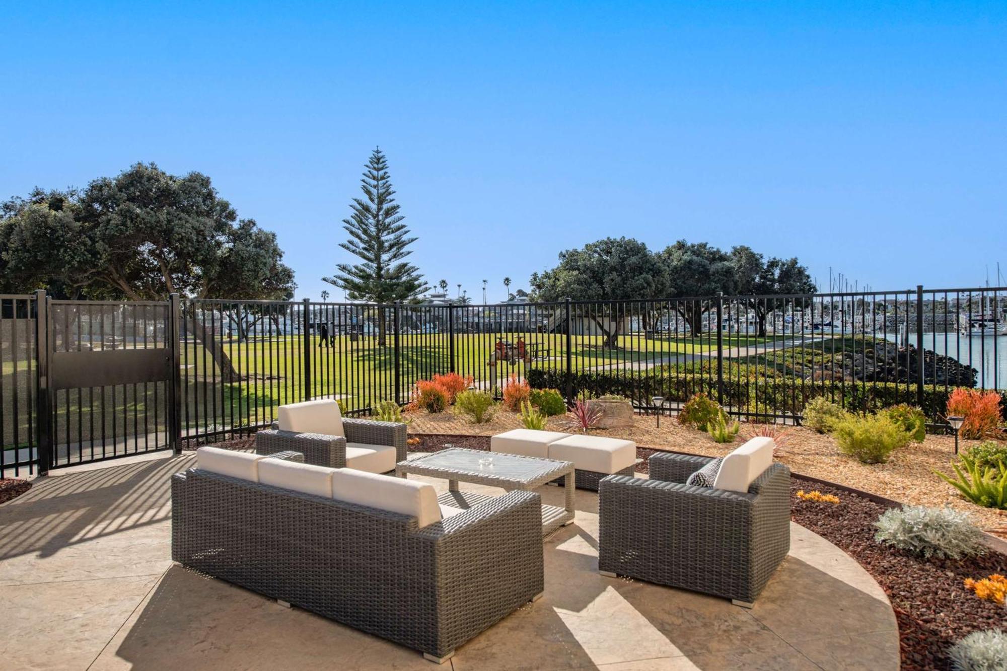 Hampton Inn Channel Islands Harbor Oxnard Eksteriør bilde